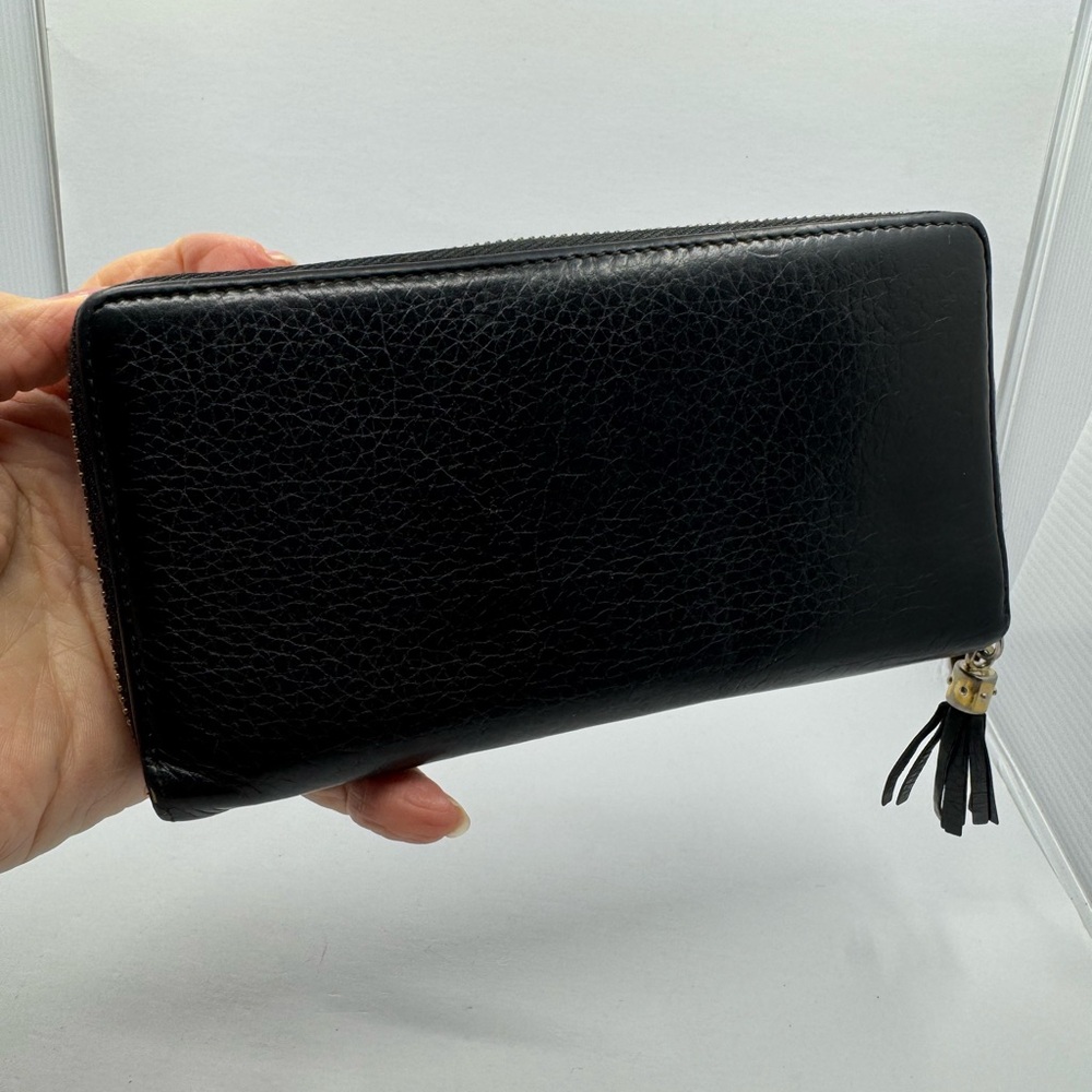 Gucci Pebbled Calfskin Soho Zip around Black Leather Wallet with Tassel 21341 - Picture 2 of 10